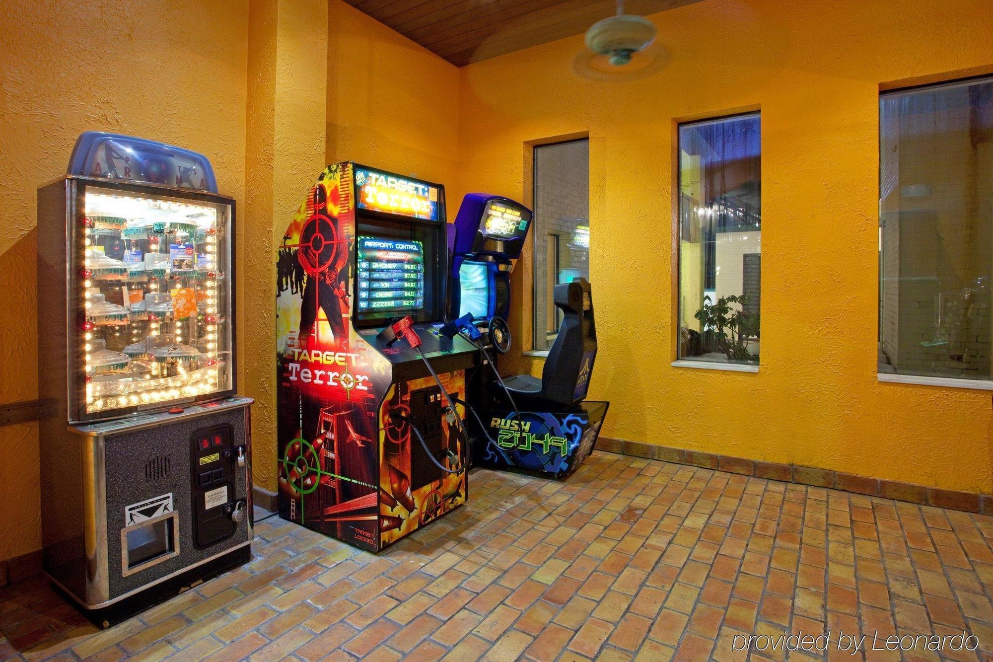 Hotel Ramada By Wyndham Indiana Facilidades foto