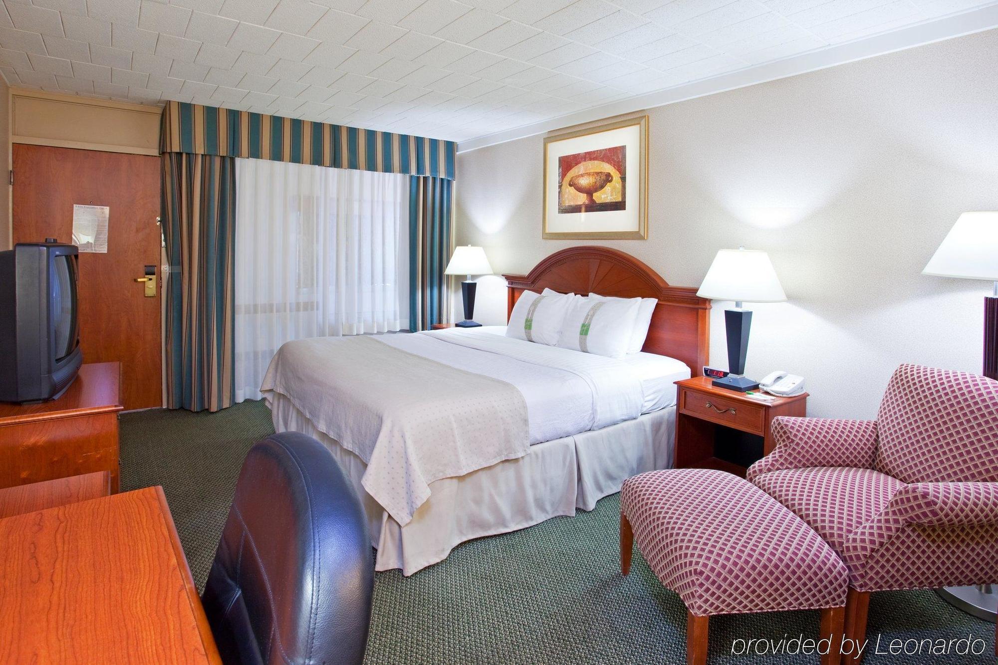 Hotel Ramada By Wyndham Indiana Exterior foto